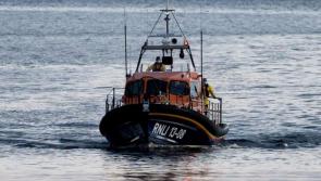 Fishing boat hit with mechanical difficulties towed to safety by RNLI