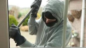 Garda&iacute; issue bogus tradesmen warning  as 'conmen' impersonate garda&iacute;