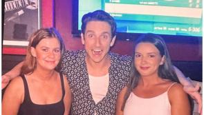 National: Ex RTÉ star has 'full circle moment' with Irish fans in a bar in Australia 