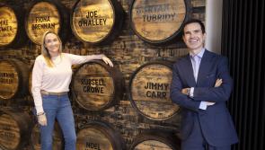 Comedian Jimmy Carr pops into Muff Liquor company
