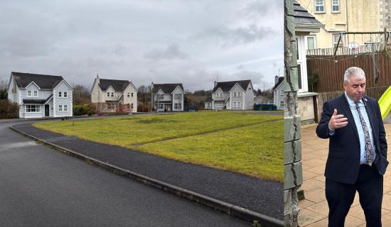 Relocation plan discussed during OPW minister&rsquo;s visit to flood-hit Buncrana estate