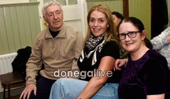 In pictures: &lsquo;fantastic turnout&rsquo; at country music concert at Carrowmenagh Centre