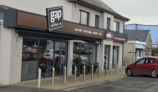 Businessman headbutted owner of Donegal coffee shop, chasing him round the premises