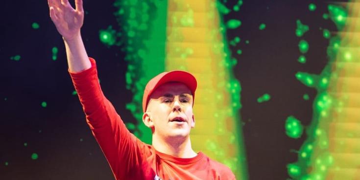 Donegal DJ Ois Bosh to stream a live DJ set for 12 hours straight for charity