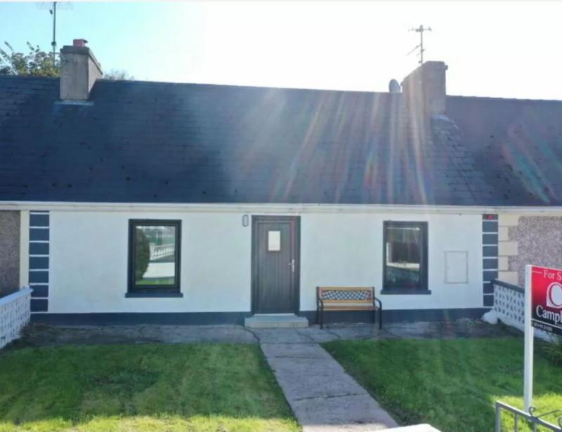 Three-bedroom residence in Dungloe in a great location