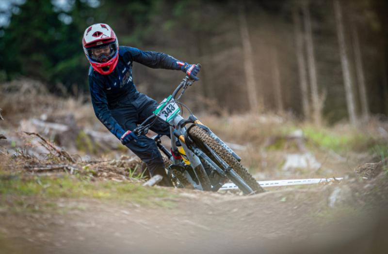 Donegal rider Morris retained by top mountain bike team