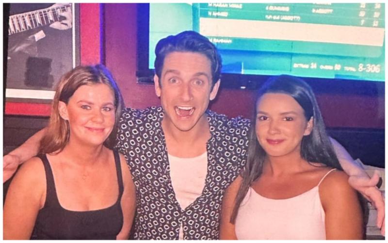 National: Ex RTÉ star has 'full circle moment' with Irish fans in a bar in Australia 