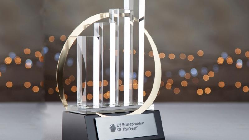 Donegal hopefuls urged to enter 2024 EY Entrepreneur of the Year programme 