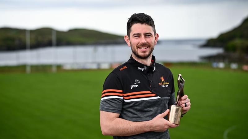 Ryan McHugh joins forces with 2FM  to remind people to 'arrive alive' after over 100 road deaths