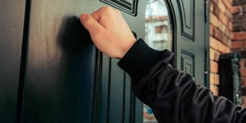 Donegal gardai issue alert over bogus callers