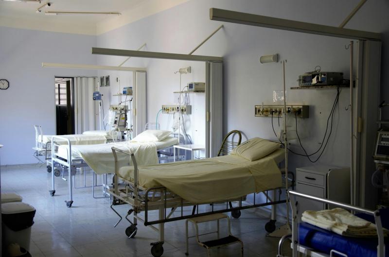 Pádraig Mac Lochlainn  highlights collapse in numbers of beds in Donegal’s community hospitals