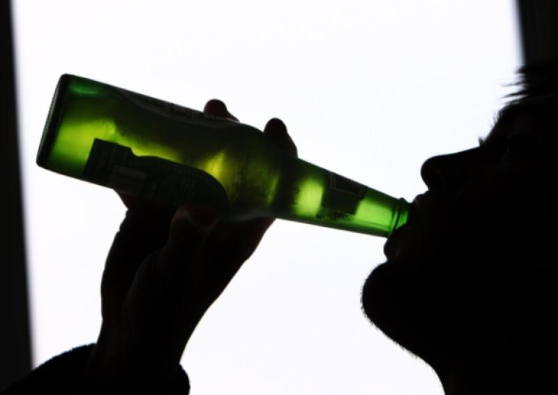 Close to one million Irish people grew up with a 'problem drinker'