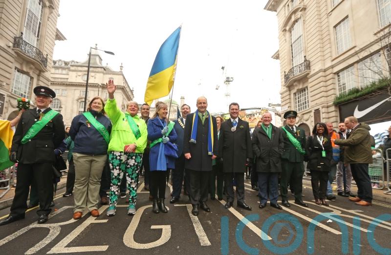 Taoiseach voices support for Ukraine at St Patrick’s Day parade in London