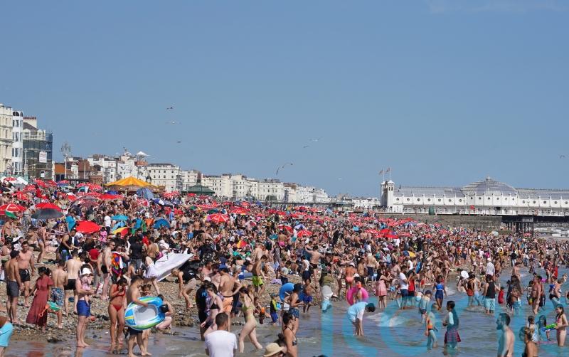 UK hotter than Hawaii as temperatures soar to 29.5C