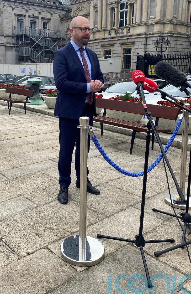 Labour pledges to outlaw ‘loyalty penalty’ and link welfare to inflation