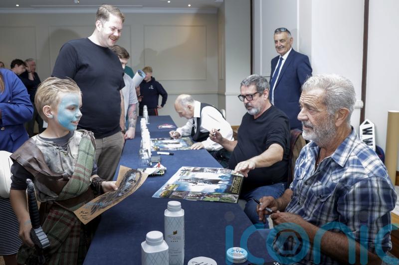 Proud son of Longford Mel Gibson marks 30 years of Braveheart film with Irish fans