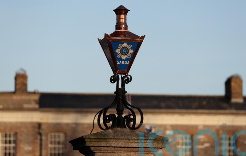 Man injured in shooting near Dublin shopping centre