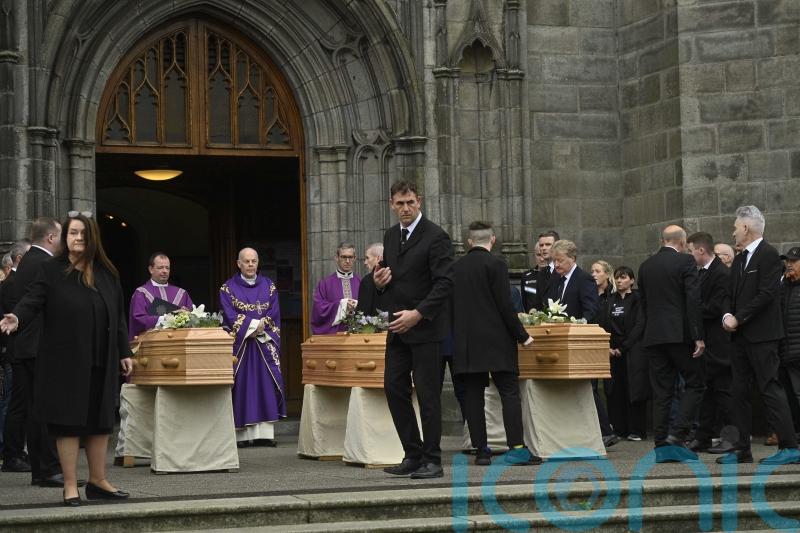 ‘Extraordinary’ outpouring of love for family members killed in Co Louth